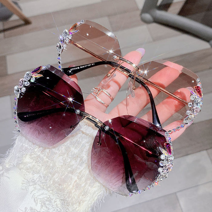 Women and Men Fashion Vintage Rimless Rhinestone Sunglasses. Retro Cutting Lens Gradient Sun Glasses Female UV400