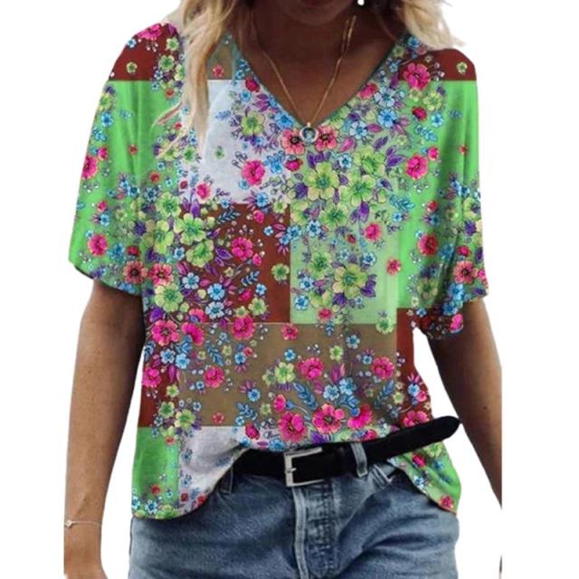 3D Floral Printed Women T Shirt. Summer Short Sleeve V-Neck Casual Tee Streetwear Tops Plus Size 4XL 5XL Oversize Ladies